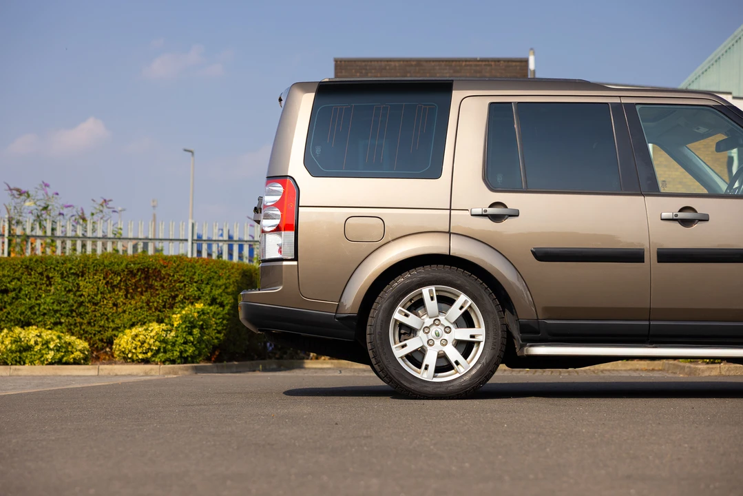 2013 Land Rover Discovery 4th Gen - Image 29 of 31