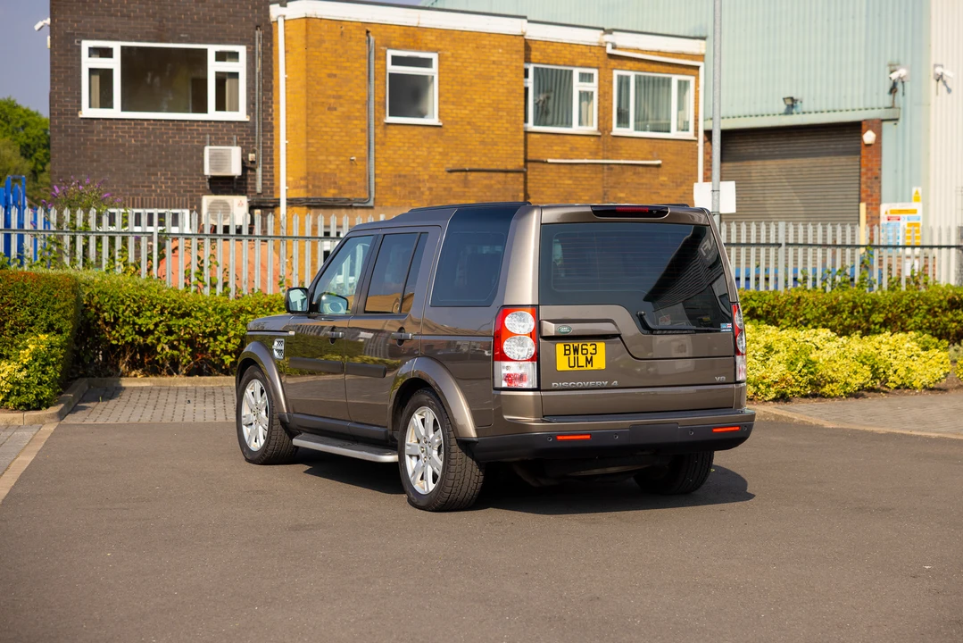 2013 Land Rover Discovery 4th Gen - Image 15 of 31