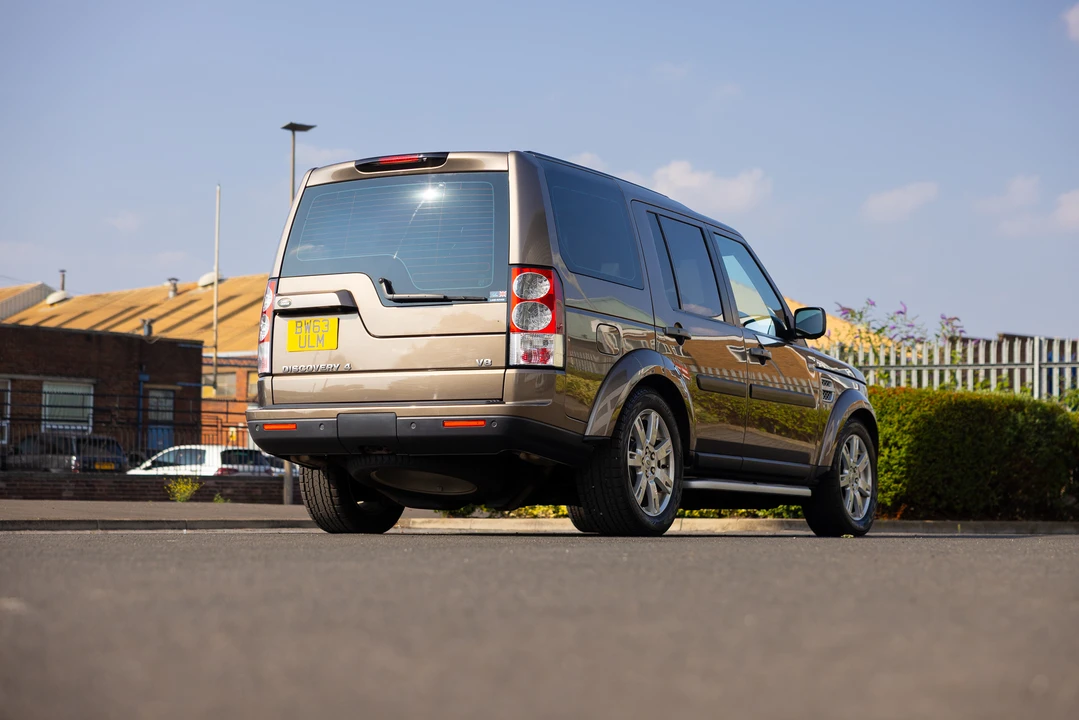 2013 Land Rover Discovery 4th Gen - Image 5 of 31