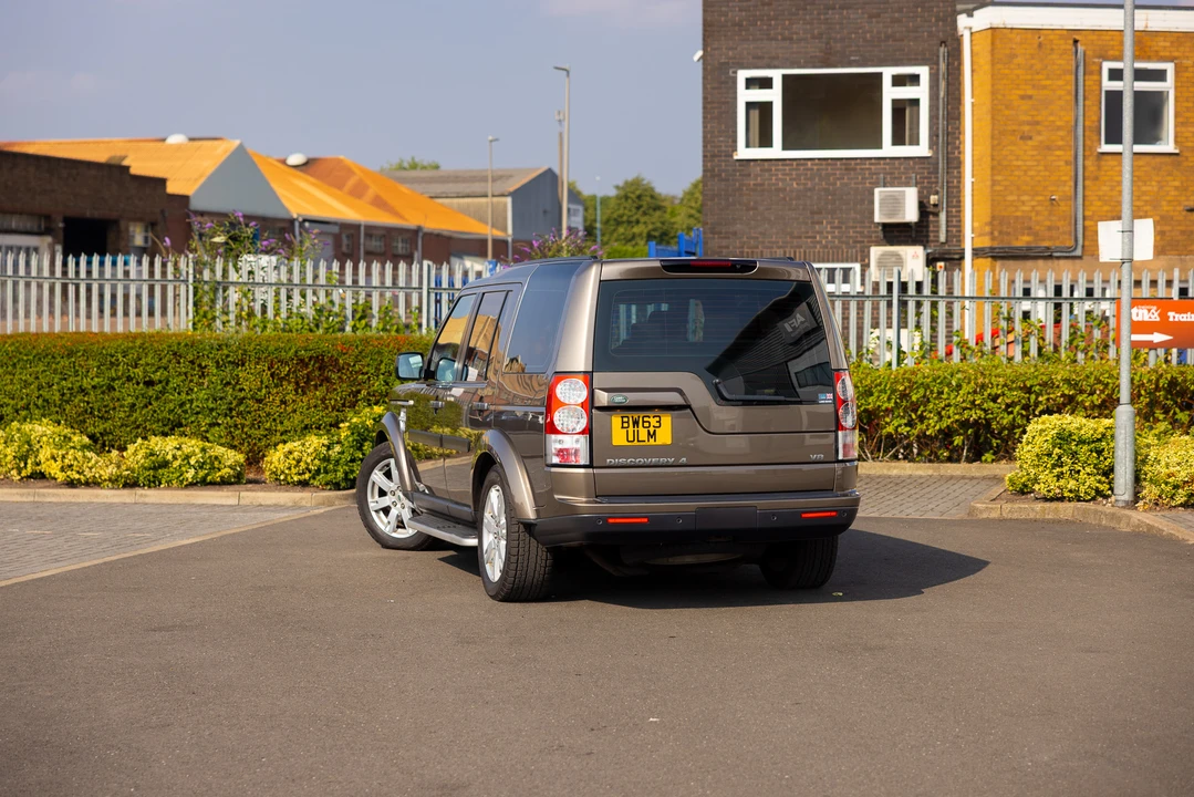2013 Land Rover Discovery 4th Gen - Image 21 of 31