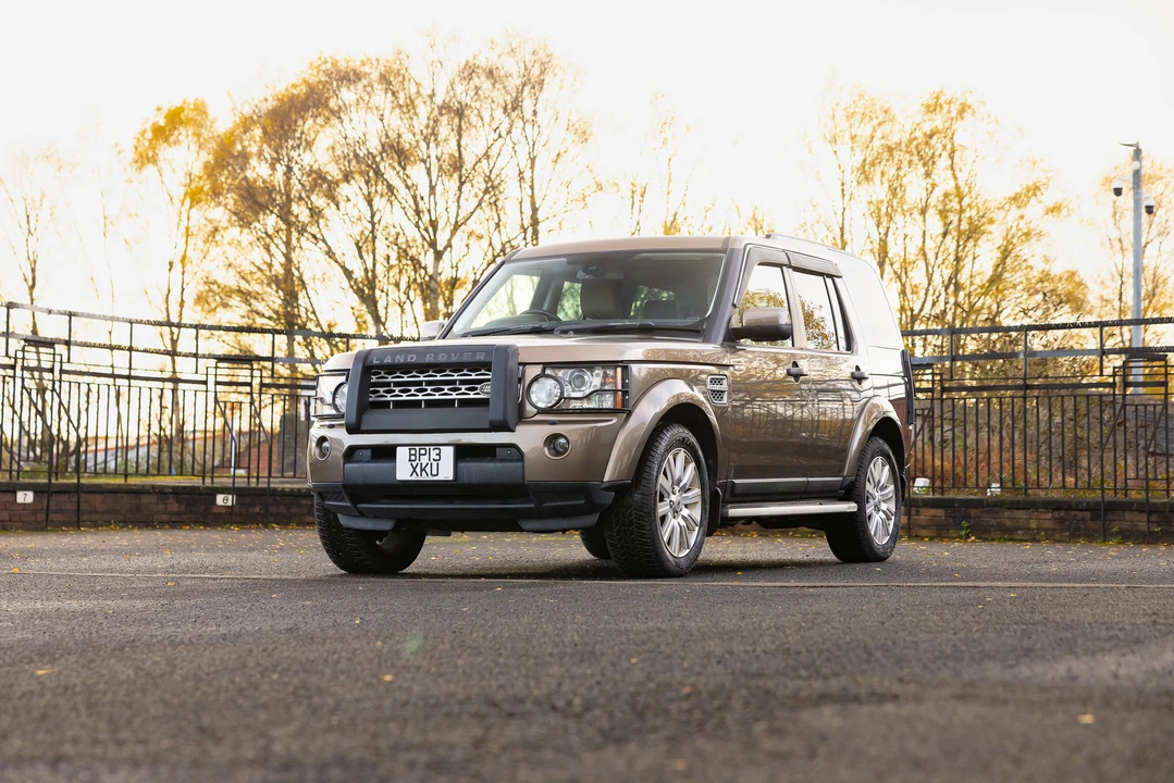 2013 Land Rover Discovery 4th Gen - Image 3 of 31