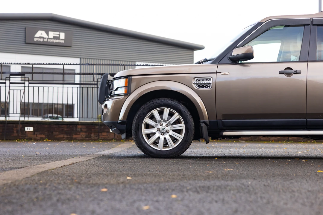 2013 Land Rover Discovery 4th Gen - Image 27 of 31
