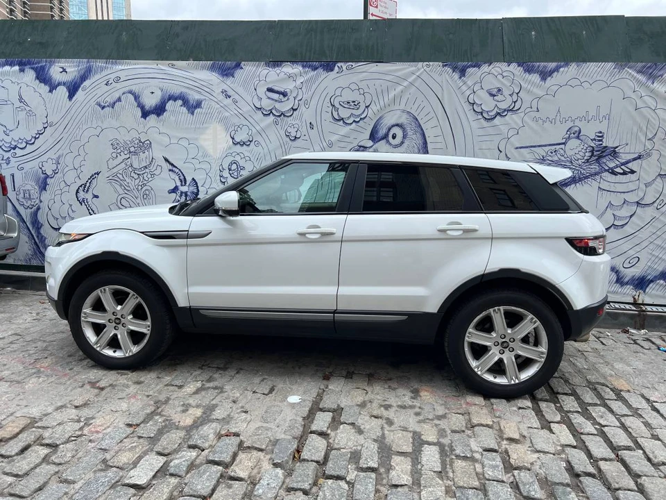 2013 Land Rover Range Rover Evoque 1st Gen - Image 17 of 23