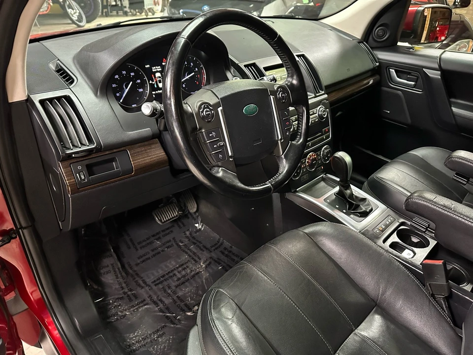 2013 Land Rover Freelander - Image 11 of 21