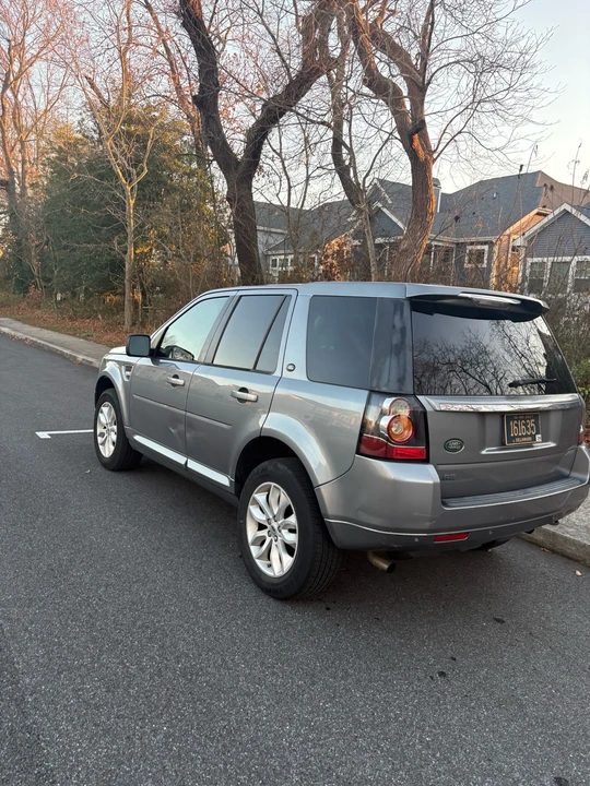 2013 Land Rover Freelander - Image 4 of 8