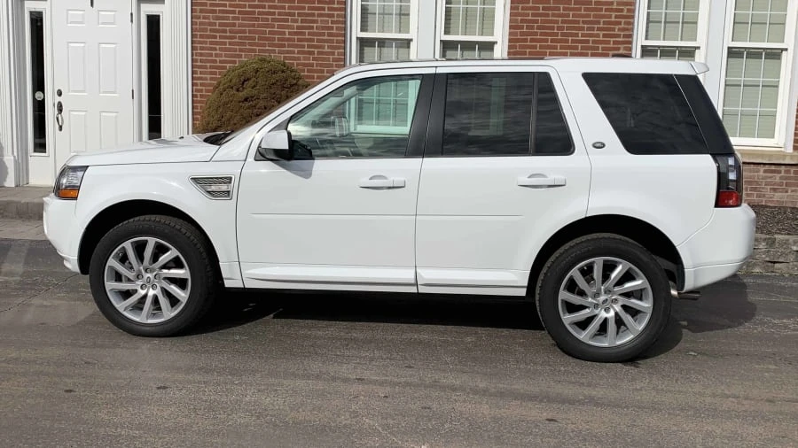 2013 Land Rover Freelander - Image 2 of 8