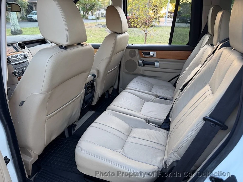 2013 Land Rover Discovery 4th Gen - Image 9 of 12