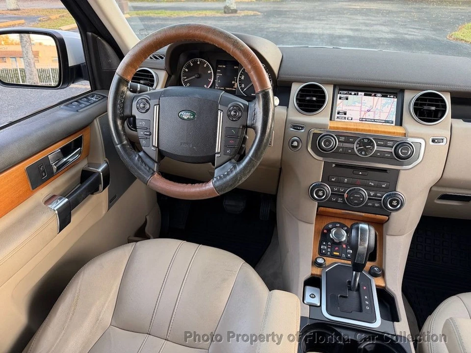 2013 Land Rover Discovery 4th Gen - Image 11 of 12