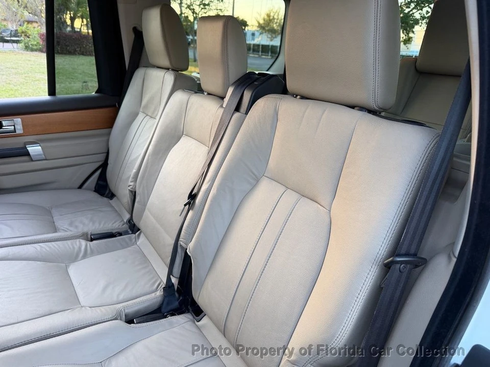 2013 Land Rover Discovery 4th Gen - Image 10 of 12