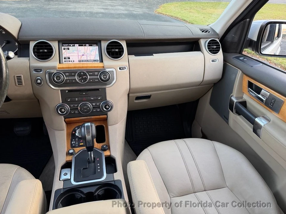 2013 Land Rover Discovery 4th Gen - Image 12 of 12