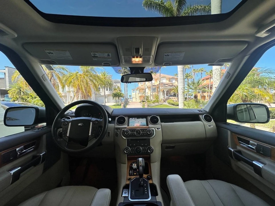2013 Land Rover Discovery 4th Gen - Image 10 of 21