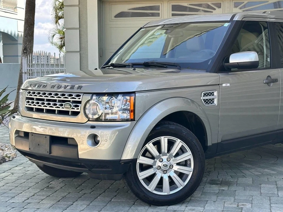 2013 Land Rover Discovery 4th Gen - Image 2 of 21