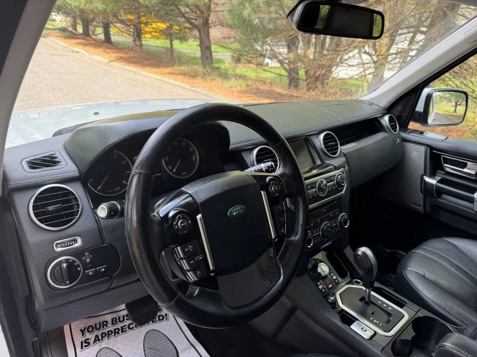 2013 Land Rover Discovery 4th Gen - Image 18 of 31