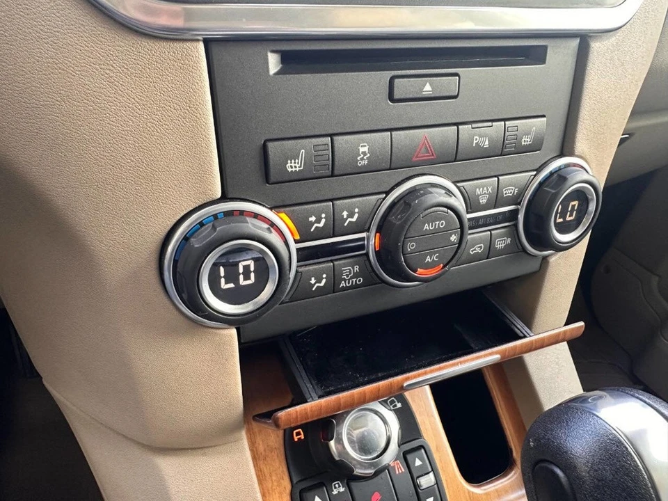 2013 Land Rover Discovery 4th Gen - Image 20 of 21