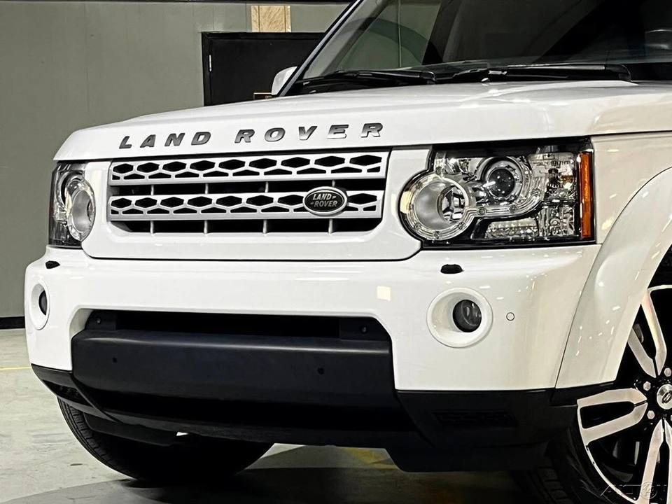2013 Land Rover Discovery 4th Gen - Image 3 of 21