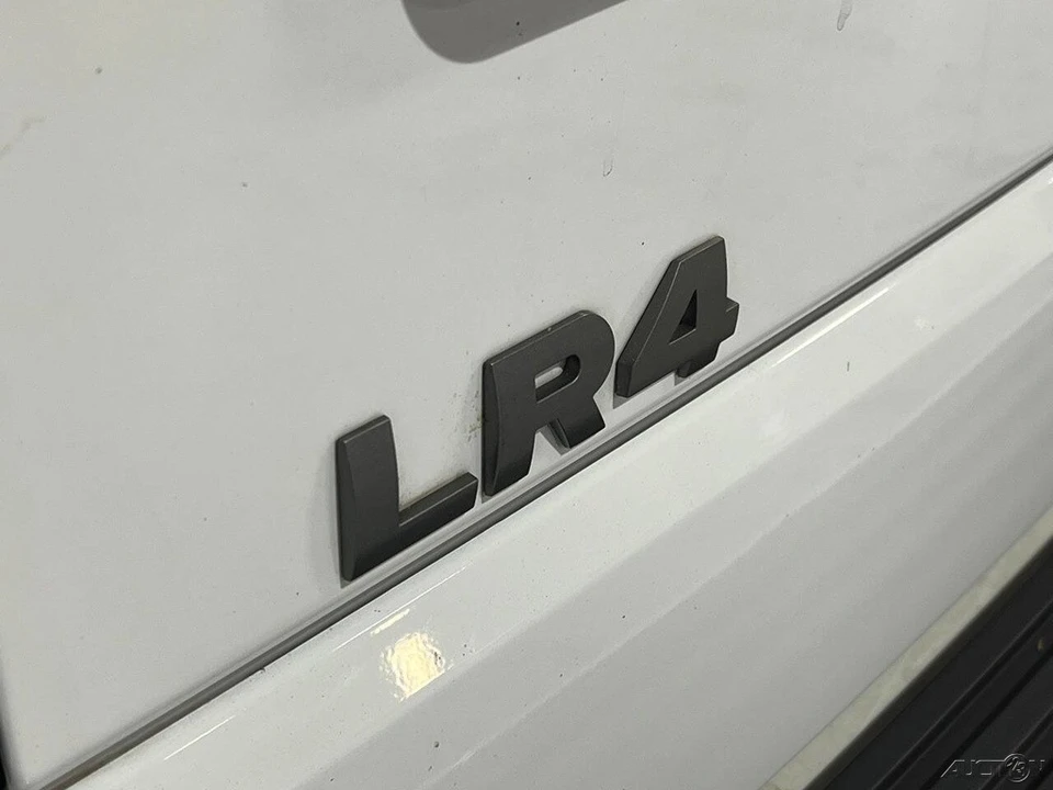 2013 Land Rover Discovery 4th Gen - Image 10 of 21