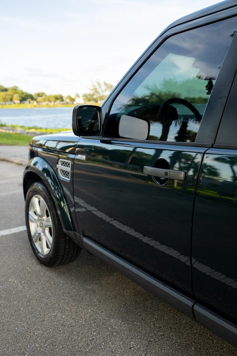 2013 Land Rover Discovery 4th Gen - Image 25 of 31