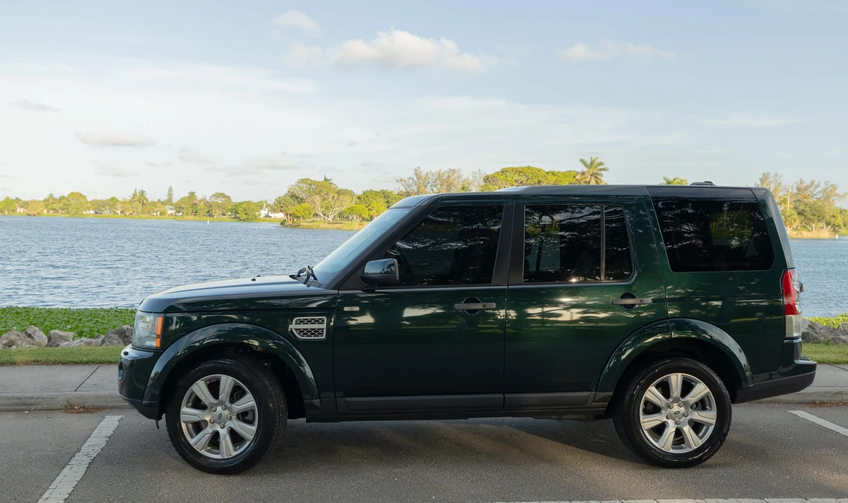 2013 Land Rover Discovery 4th Gen - Image 10 of 31