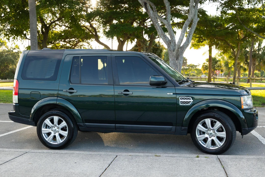 2013 Land Rover Discovery 4th Gen - Image 3 of 31