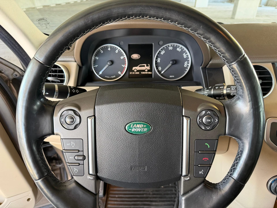 2013 Land Rover Discovery 4th Gen - Image 25 of 31
