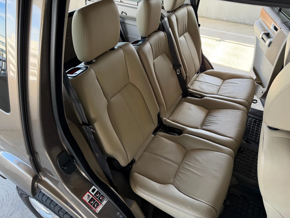 2013 Land Rover Discovery 4th Gen - Image 23 of 31