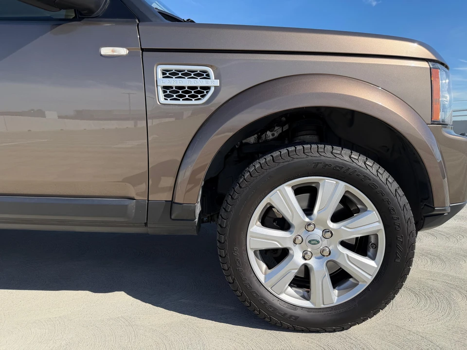 2013 Land Rover Discovery 4th Gen - Image 15 of 31