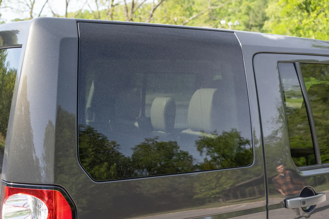 2013 Land Rover Discovery 4th Gen - Image 28 of 31