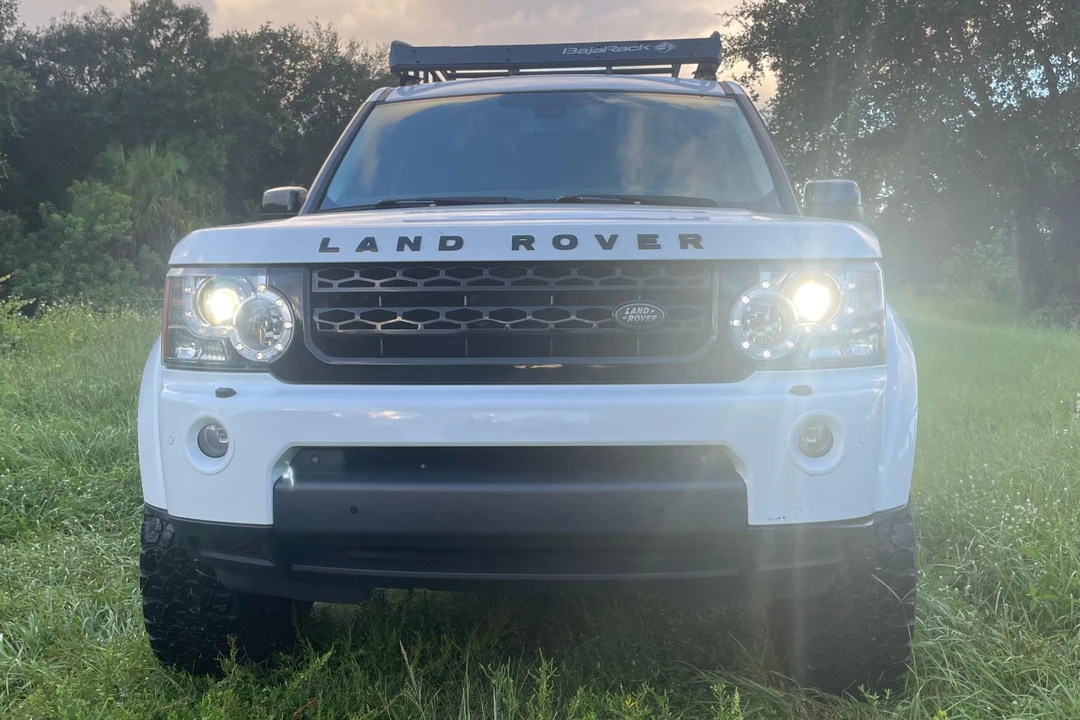 2013 Land Rover Discovery 4th Gen - Image 2 of 31