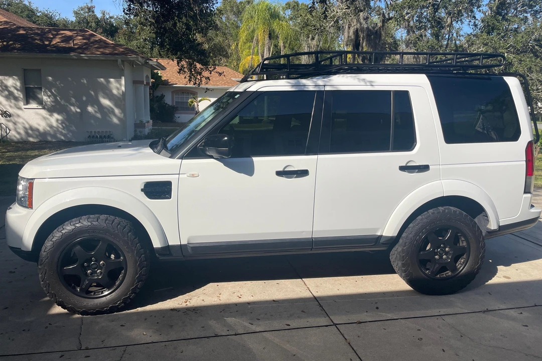 2013 Land Rover Discovery 4th Gen - Image 3 of 31