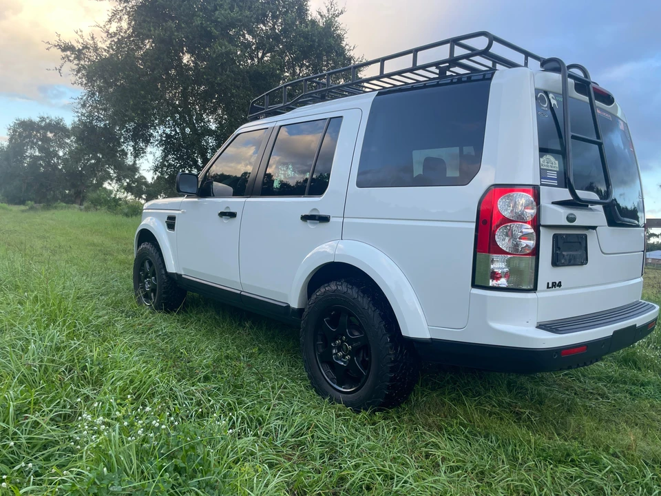2013 Land Rover Discovery 4th Gen - Image 8 of 31