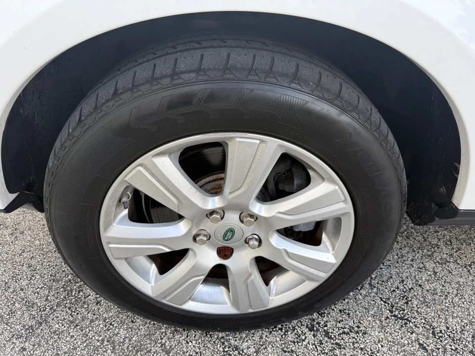 2013 Land Rover Discovery 4th Gen - Image 10 of 19