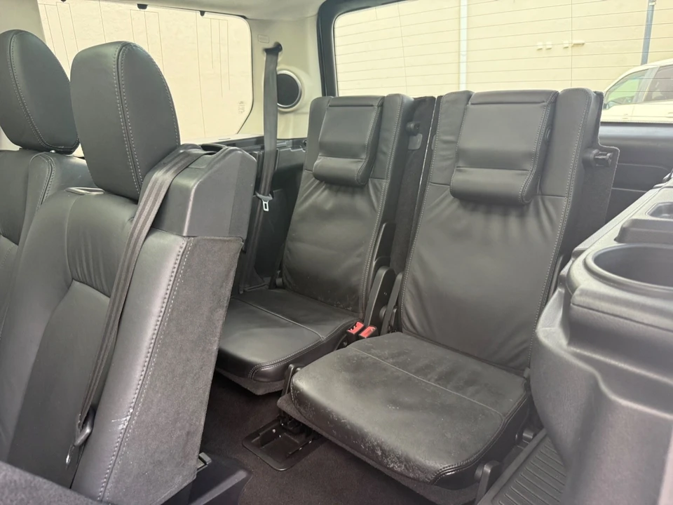 2013 Land Rover Discovery 4th Gen - Image 13 of 19