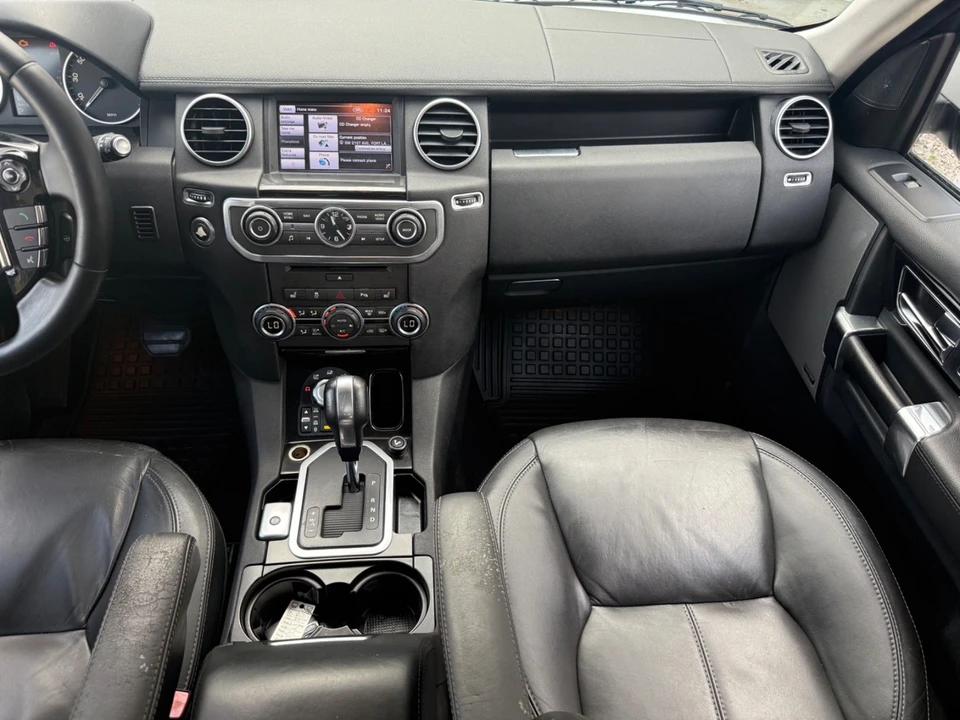 2013 Land Rover Discovery 4th Gen - Image 16 of 19