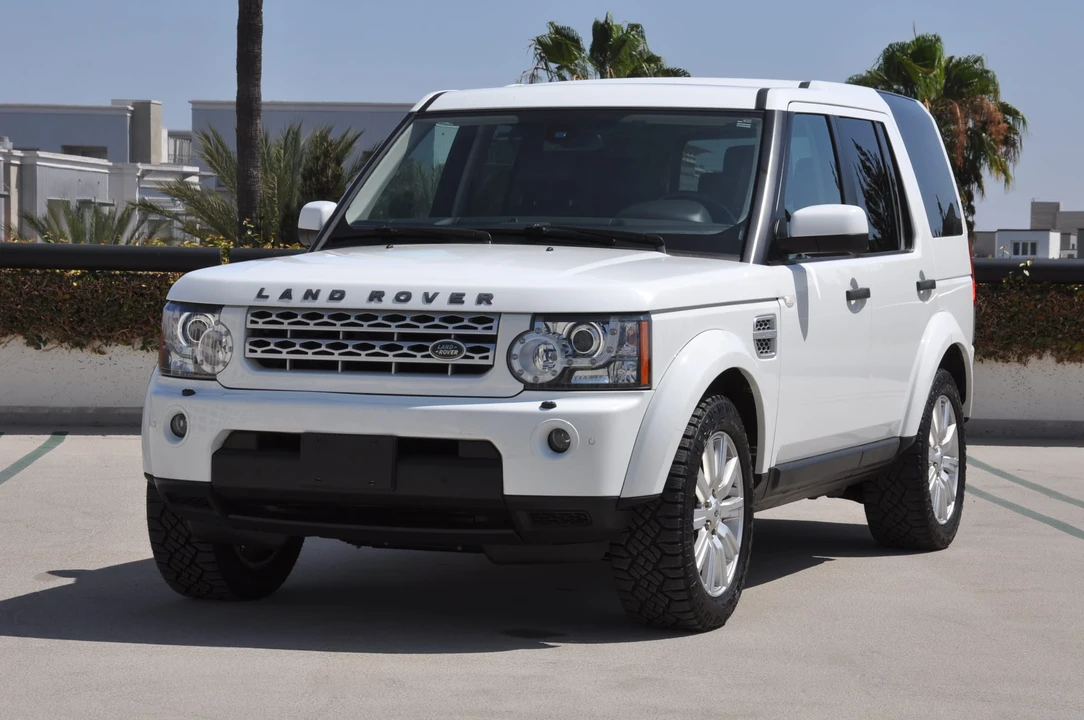 2013 Land Rover Discovery 4th Gen - Image 4 of 31