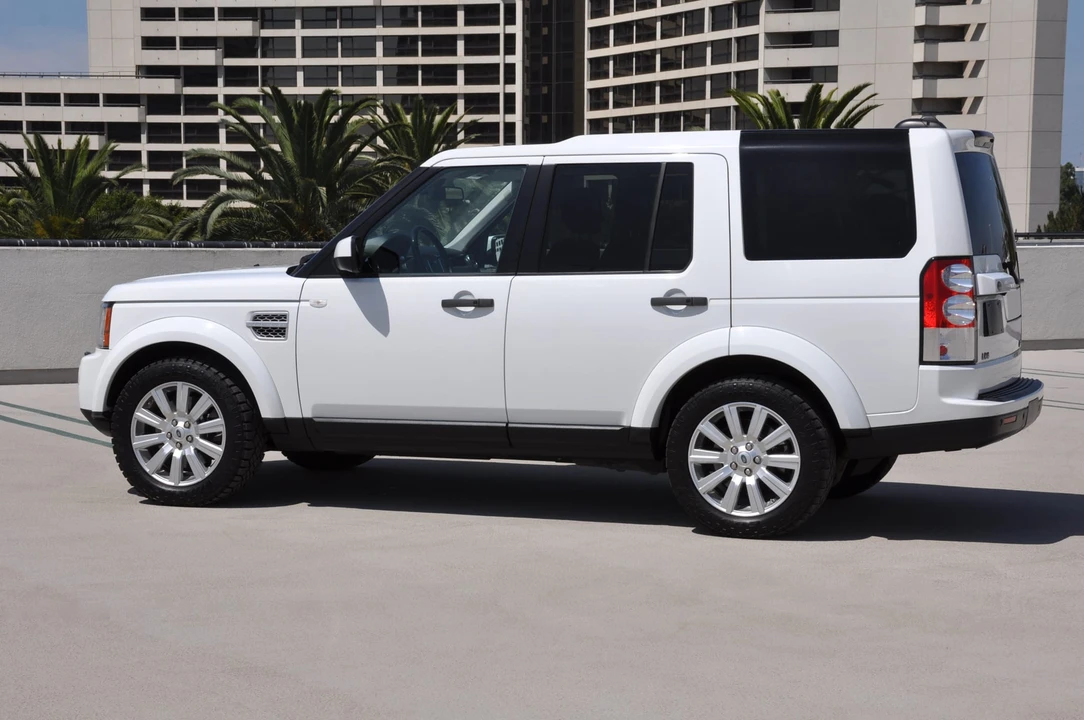 2013 Land Rover Discovery 4th Gen - Image 19 of 31