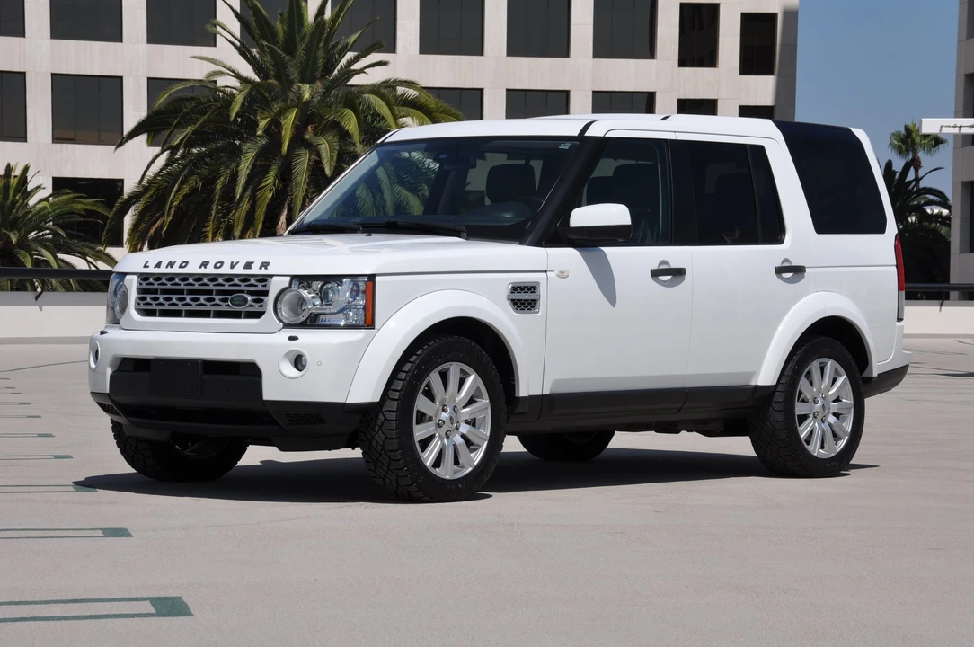 2013 Land Rover Discovery 4th Gen - Image 21 of 31