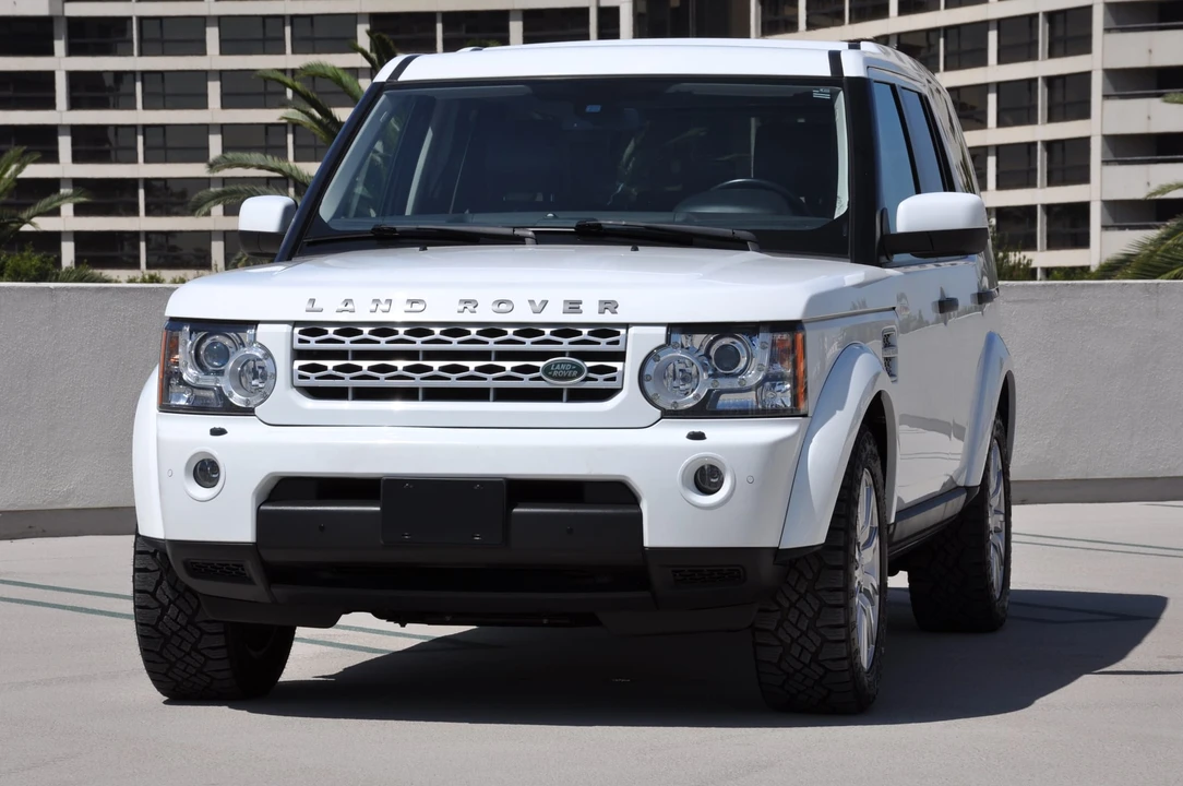2013 Land Rover Discovery 4th Gen - Image 5 of 31