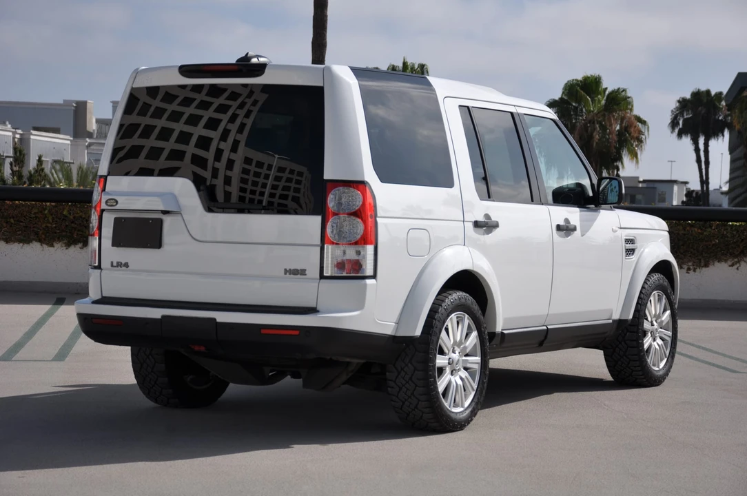 2013 Land Rover Discovery 4th Gen - Image 13 of 31