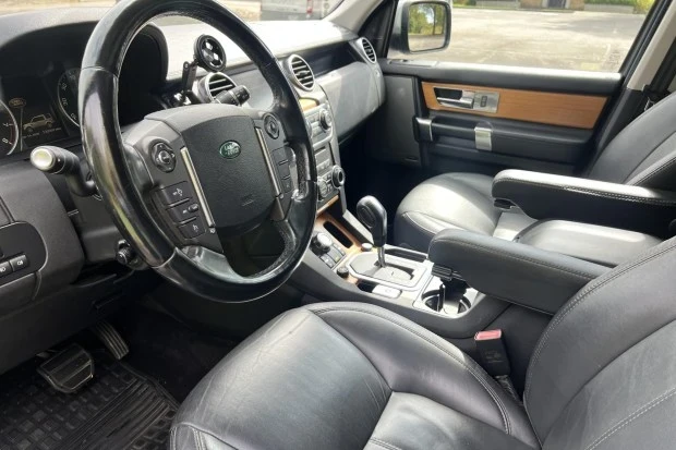 2013 Land Rover Discovery 4th Gen - Image 5 of 8