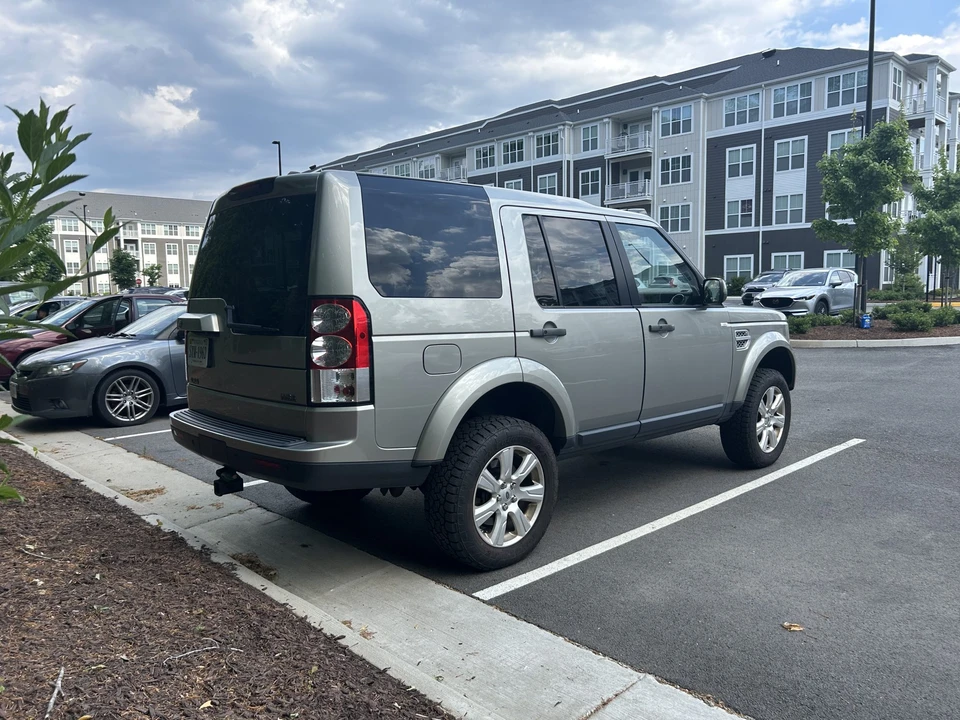 2013 Land Rover Discovery 4th Gen - Image 7 of 31