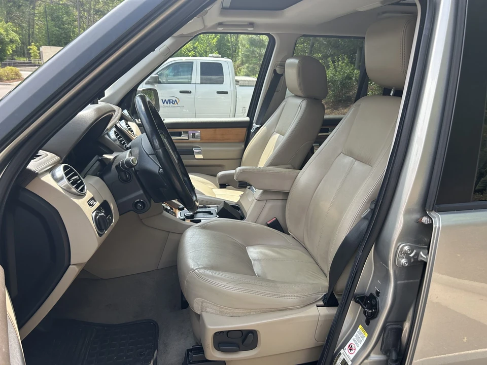2013 Land Rover Discovery 4th Gen - Image 27 of 31