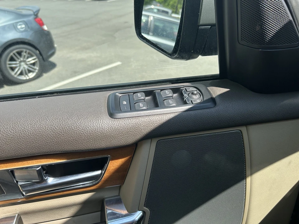 2013 Land Rover Discovery 4th Gen - Image 30 of 31