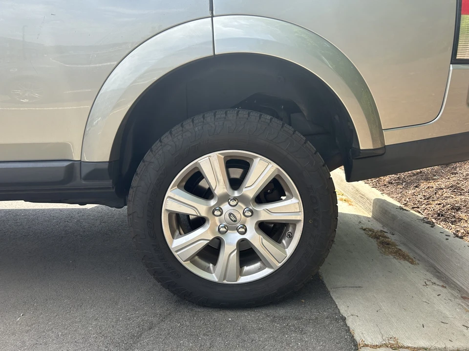 2013 Land Rover Discovery 4th Gen - Image 24 of 31