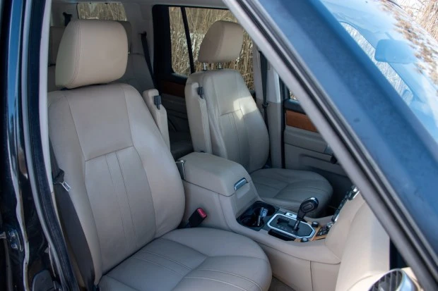 2013 Land Rover Discovery 4th Gen - Image 4 of 7