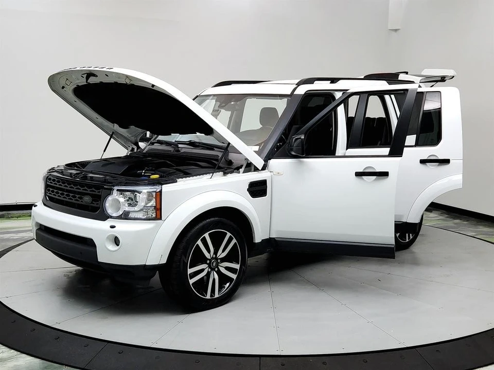2013 Land Rover Discovery 4th Gen - Image 9 of 12