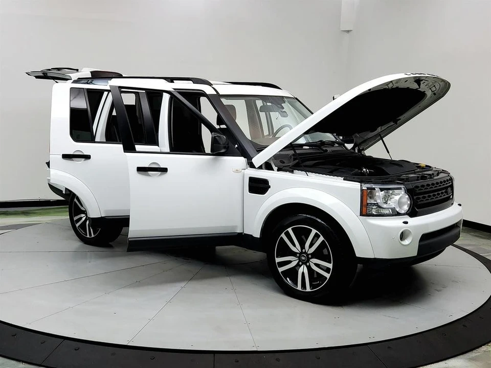 2013 Land Rover Discovery 4th Gen - Image 10 of 12