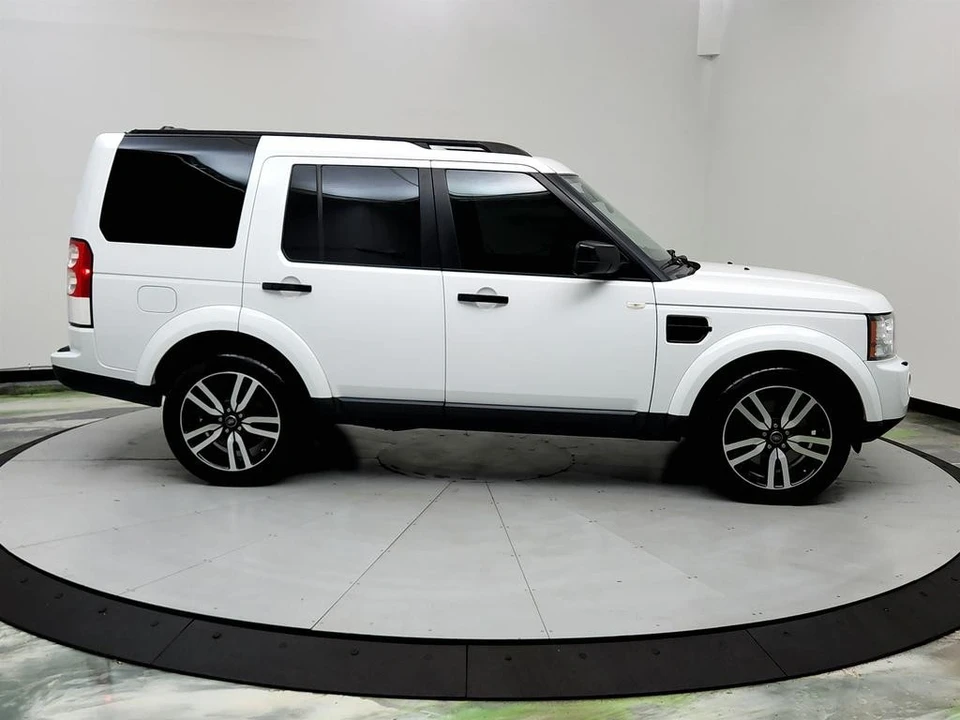 2013 Land Rover Discovery 4th Gen - Image 4 of 12