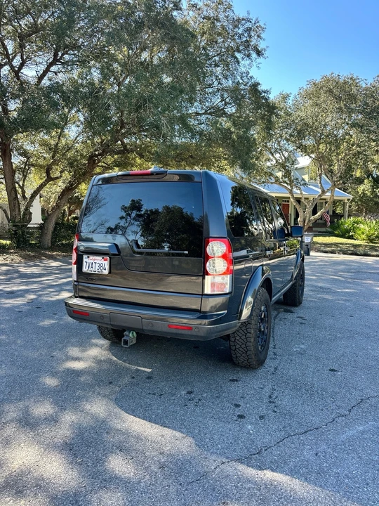 2013 Land Rover Discovery 4th Gen - Image 2 of 15