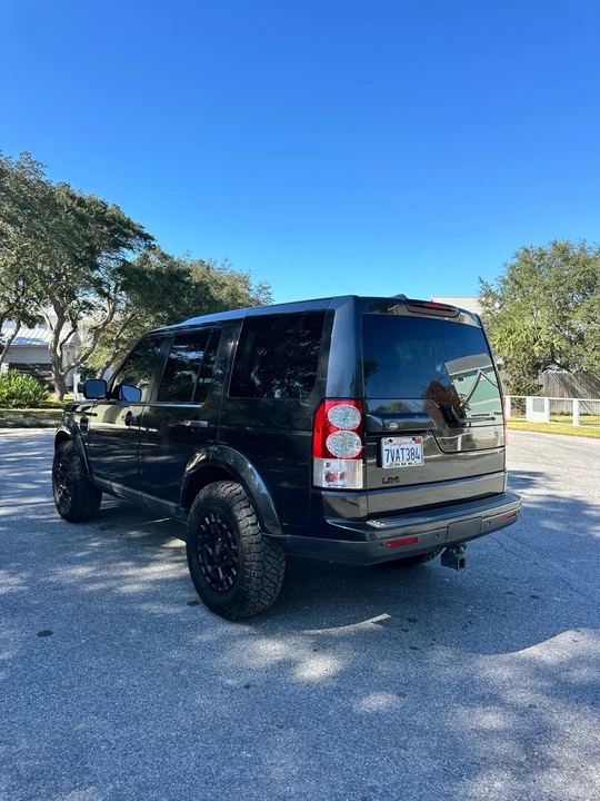 2013 Land Rover Discovery 4th Gen - Image 3 of 15