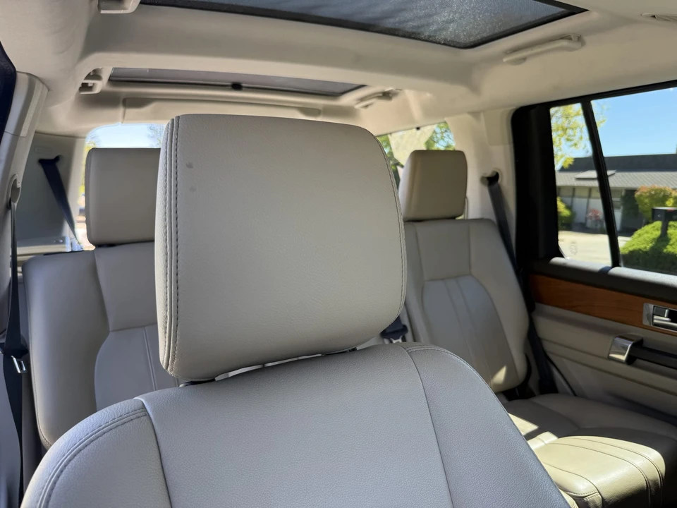2013 Land Rover Discovery 4th Gen - Image 30 of 31